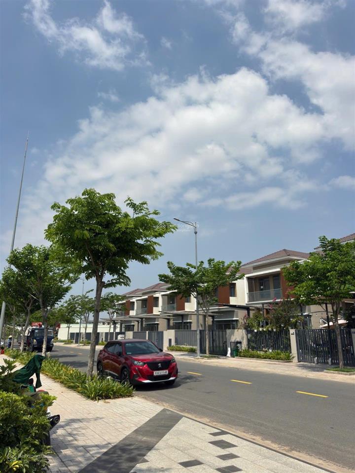 Bán biệt thự view công viên siêu đẹp 1 căn duy nhất