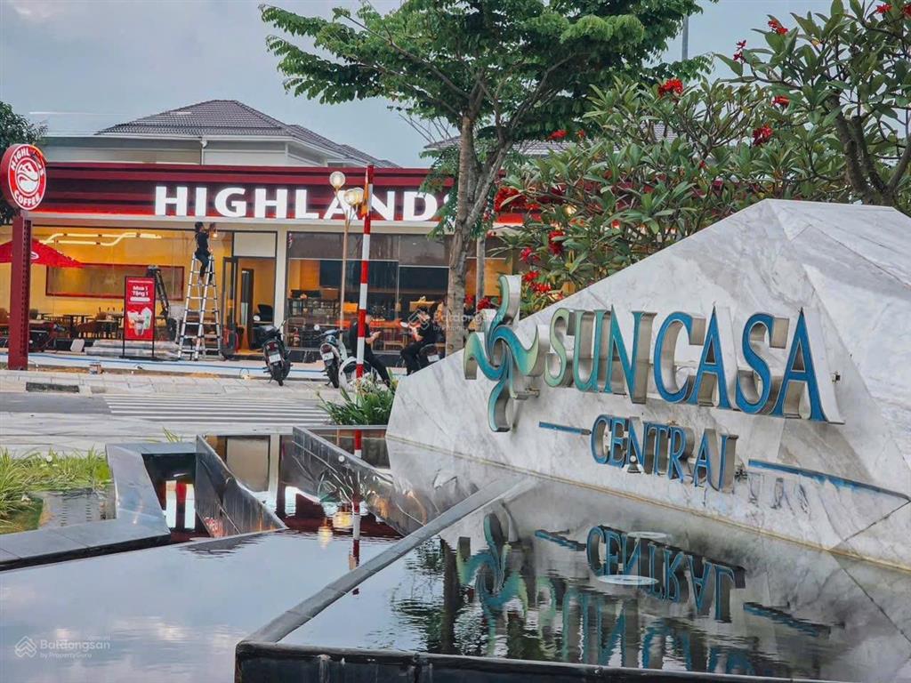 Biệt thự đơn lập siêu đẹp kđt sun casa central . cách highland vài bước chân . tiện ích đầy đủ