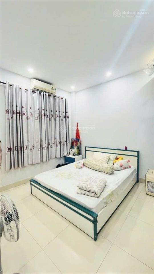 Mặt tiền kinh doanh đỗ nhuận tân sơn nhì  tân phú dt 70m2 4 x 18  4 tầng btc chỉ nhỉnh 9 tỷ