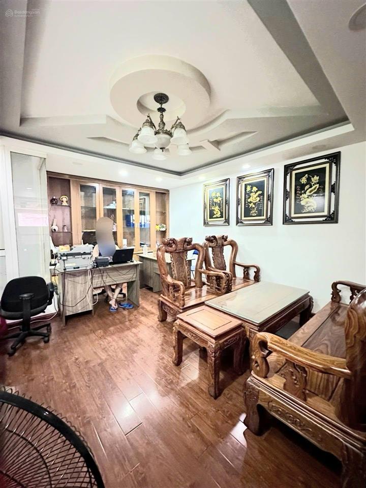 Nhà đẹp ở ngay  khu phân lô đồng bộ cao tầng  hẻm xe hơi phường 15 tân bình  dt 4x14 5 tầng btct