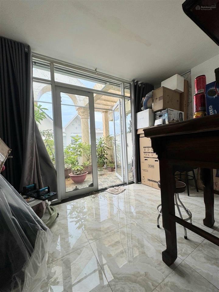 Xe hơi ngủ trong nhà khu đồng bộ cao tầng bùi quang là  gò vấp 4 x 15  5 tầng btct chỉ 6.x tỷ
