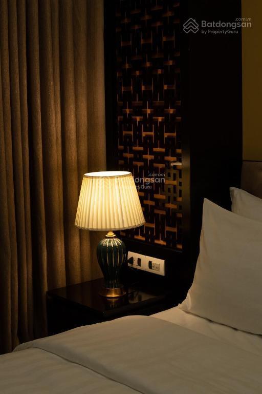 Bán nhà 2 mặt phố bát đàn, 35 tỷ, 65m2, hàng hiếm tại hoàn kiếm, đang cho thuê kd tốt, sổ đẹp