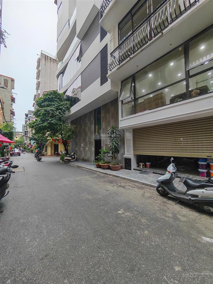 Tòa văn phòng đẹp phố nguyên hồng  10 tầng thông sàn  phân lô ô tô tránh  vừa ở vừa cho thuê
