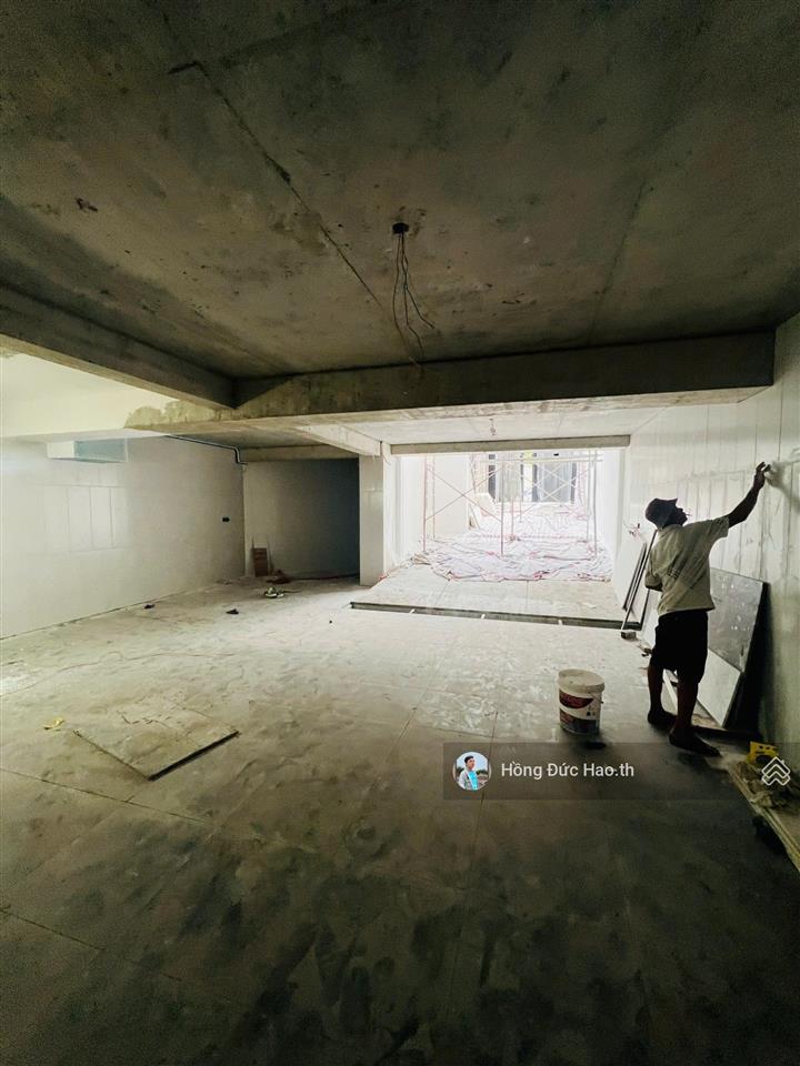 Bán biệt thự đường lâm quang ky, p. thạnh mỹ lợi, quận 2. dt 18 x 20m. xd 4 tầng. giá bán 60 tỷ