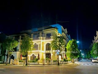 Bán biệt thự đường lâm quang ky, thạnh mỹ lợi, quận 2. dt 18 x 20m. kc hầm  4 tầng. giá 50 tỷ