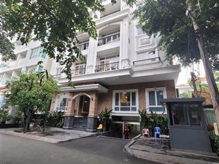 Bán chdv nguyễn văn hưởng, thảo điền, quận 2. dt 20 x 21m, hầm 6 tầng. hđt 750 tr/th. giá 150 tỷ