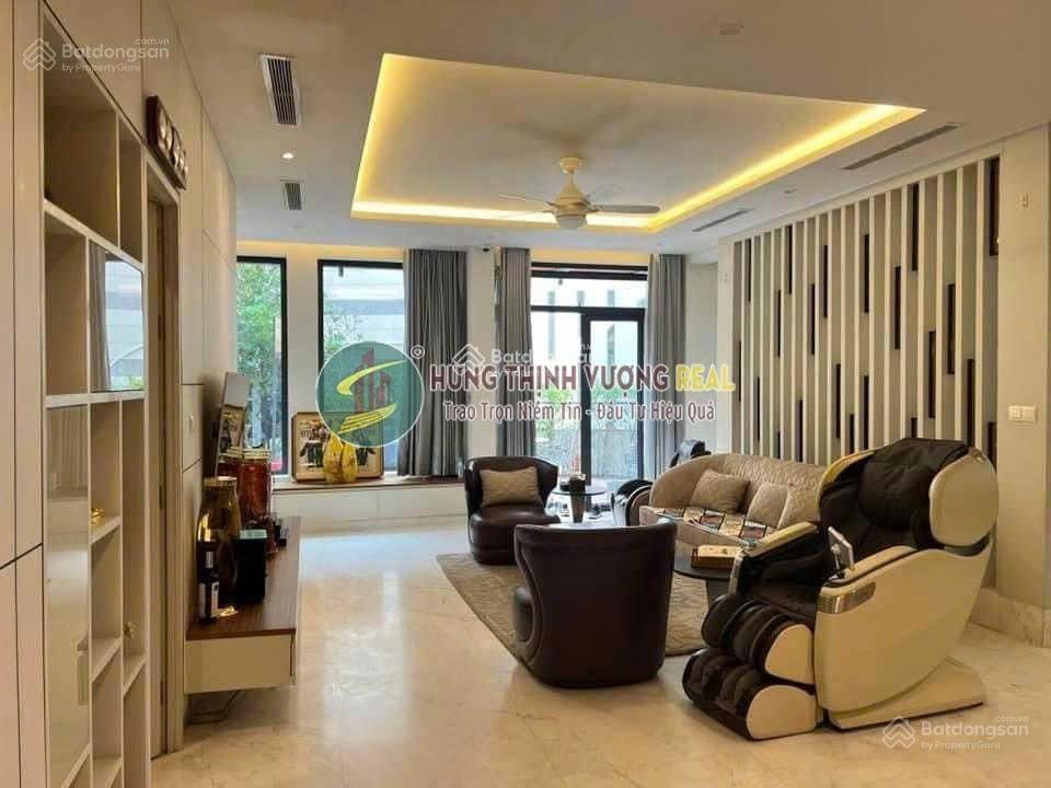 Siêu vip biệt thự phú mỹ hưng  khu hưng gia 2, quận 7. dt 12 x 20m. 2 tầng. giá bán 87 tỷ