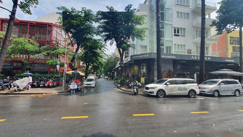 Bán nhà góc 2 mt phú mỹ hưng, tân phong, q. 7, dt 11 x 19m, hầm  5 tầng, hđt 250triệu. giá 98 tỷ