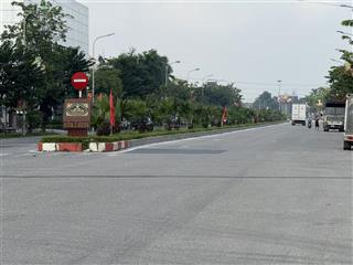 [hot lắm! ] bán nhà phúc thịnh( nguyên khê) . lô góc đường ô tô đánh võng nhỉnh 10 tỷ.