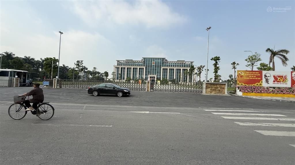 Bán nhanh 80m phan xáđông anh ô tô đỗ đất,300m ra trục chính cao lỗ,dịch vụ tiện ích vô số hơn 6tỷ
