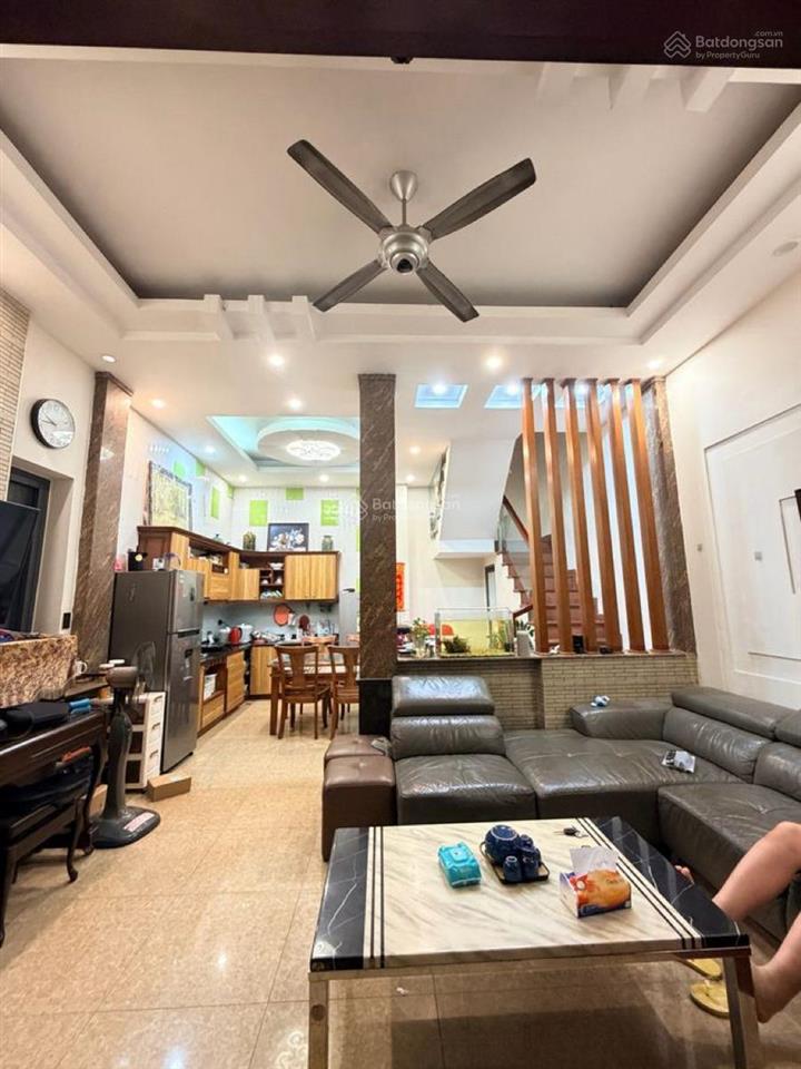 Nhà đẹp giảng võ, lõi ba đình, 50m2, 4 tầng, cách 1 nhà ra phố sân để xe riêng nhà dân xây, 14 tỷ