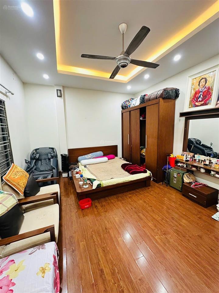 Nhà đẹp giảng võ, lõi ba đình, 50m2, 4 tầng, cách 1 nhà ra phố sân để xe riêng nhà dân xây, 14 tỷ