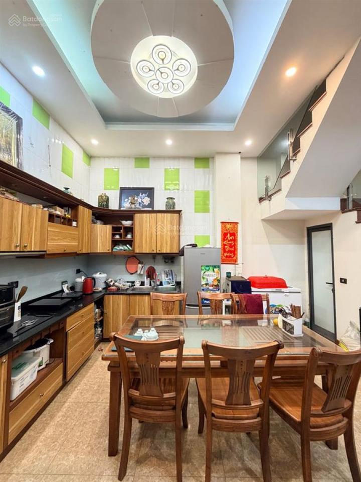 Nhà đẹp giảng võ, lõi ba đình, 50m2, 4 tầng, cách 1 nhà ra phố sân để xe riêng nhà dân xây, 14 tỷ