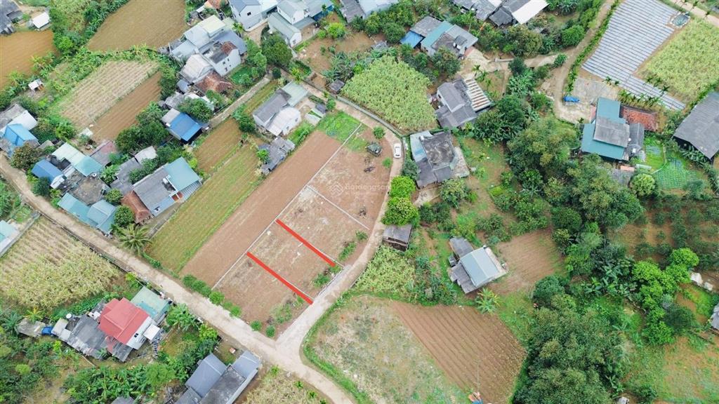 Cầnbán lô đất cho nhà đầu tư ạ lô đất tại xã mường thàng, cao phong