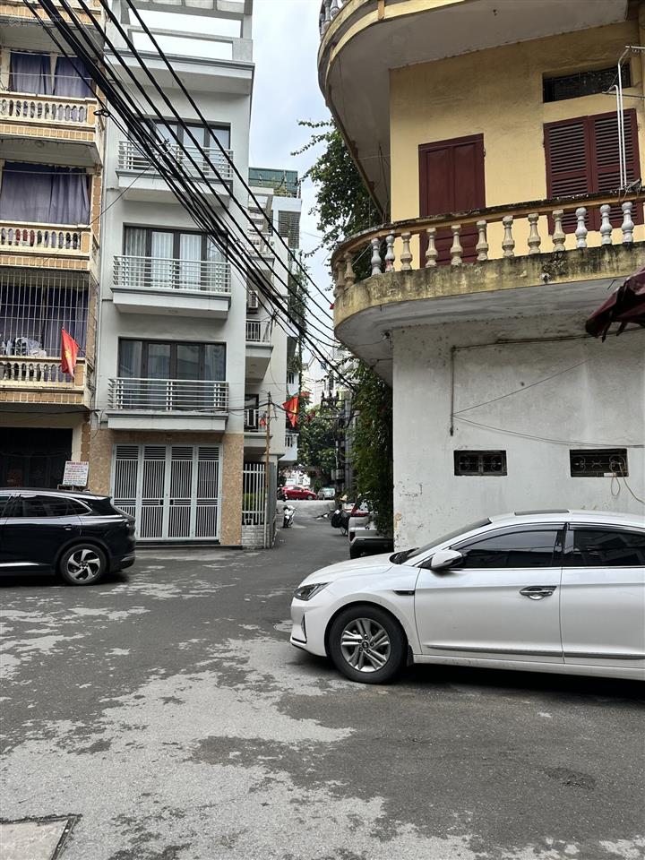 Bán nhà tây hồ, 1 phút chạm hồ tây, ô tô vào nhà, 3 mặt thoáng, 24.5 tỷ