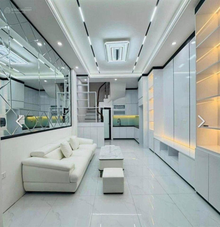 Bán nhà cầu giấy 39m 5t giá 11.5 tỷ