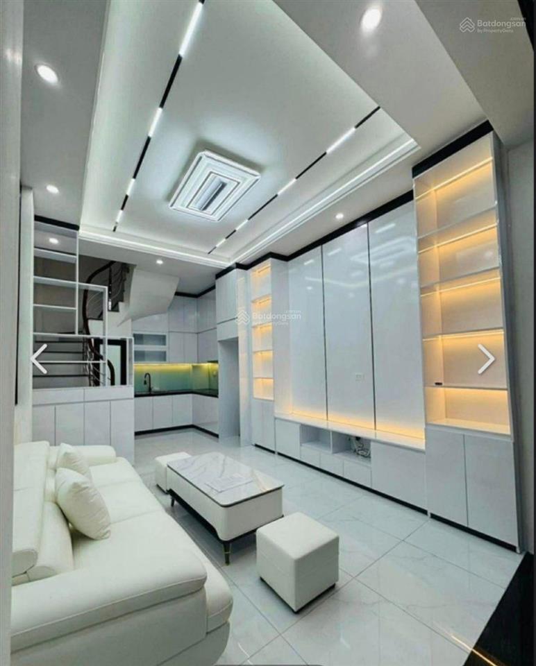 Bán nhà cầu giấy 39m 5t giá 11.5 tỷ