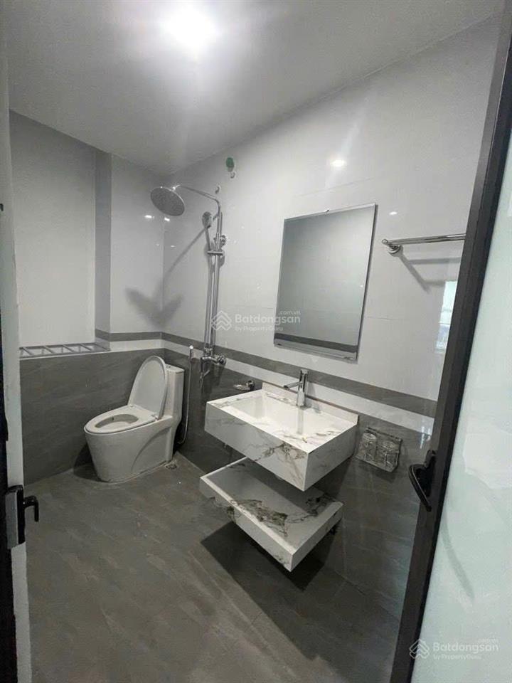 Siêu phẩm nhà kim chung  lô góc 2 mặt tiền  kinh đốc đắc địa