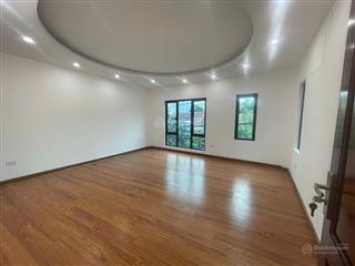 Siêu phẩm nhà kim chung  lô góc 2 mặt tiền  kinh đốc đắc địa