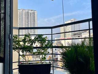 Chính chủ bán căn góc 109m2 giá 35tr/m2. toà chung cư cách biển 300 mét