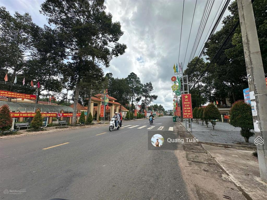 Bán đất xây nhà xưởng 1000m2 gần khu dân cư cách ubnd chỉ 1km, mặt tiền đường nhựa lộ giới 32m