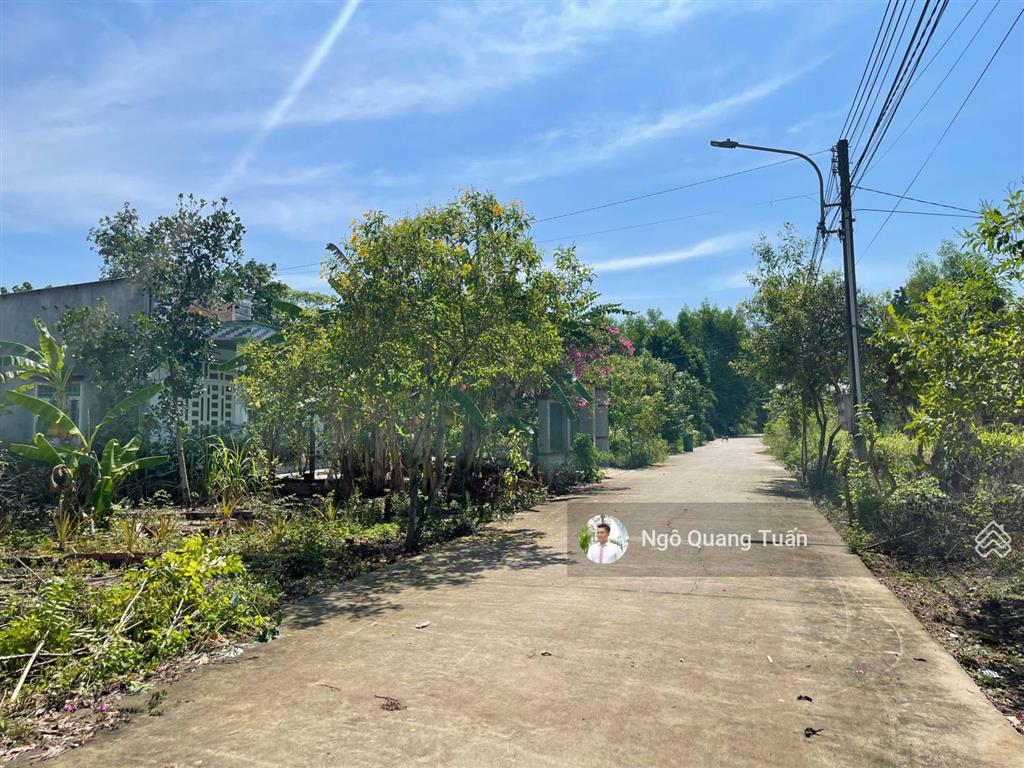 Cần ra gấp lô đất thổ cư đối diện chợ giá 550 triệu cách trung tâm hành chính ubnd chỉ 300m
