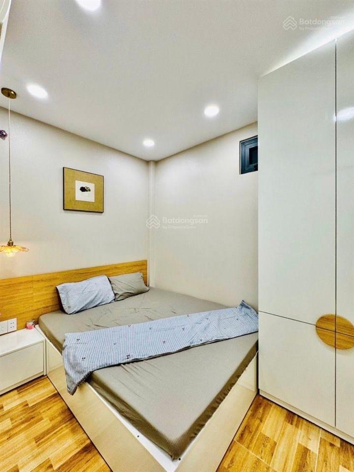 Giáp trung tâm tp  nhà mới full nội thất  xô viết nghệ tĩnh p17  40m2  hẻm 4m  3.98 tỷ tl