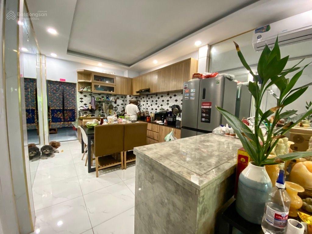 Nhà mới, gần trung tâm  bạch đằng p. gia định  88m2 (3.5x25m)  hẻm 4m  chỉ 8.5 tỷ có tl