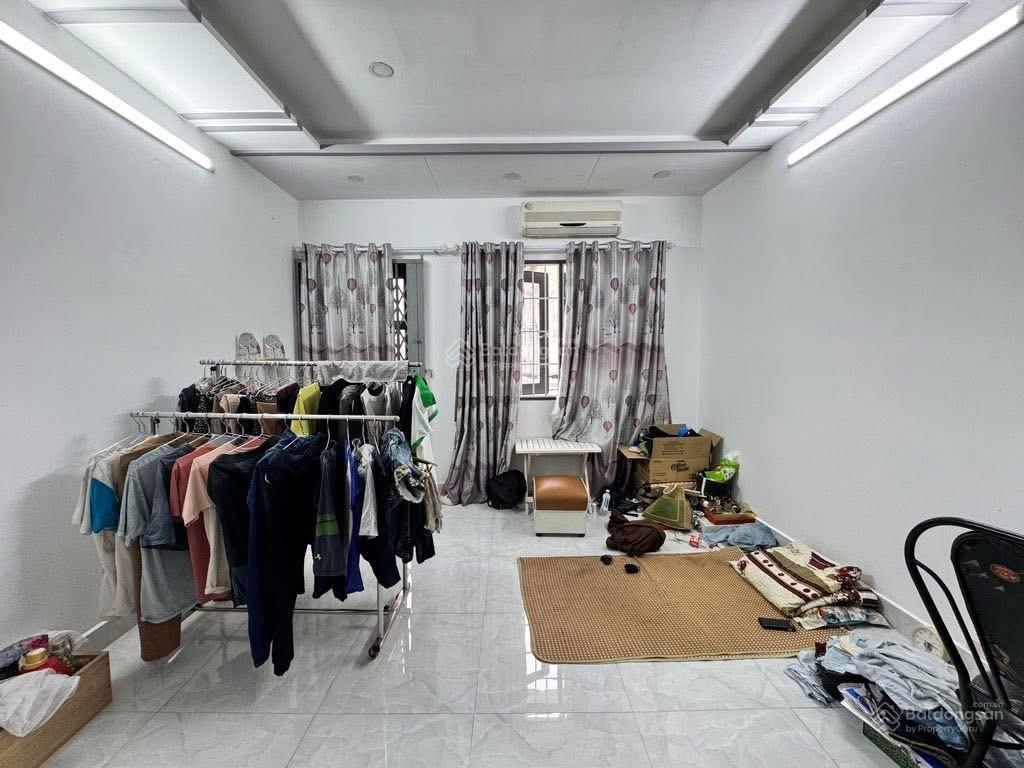 Nhà đẹp huỳnh văn bánh  phú nhuận | 5 tầng  50m2 | hẻm sạch sẽ cạnh mặt tiền | chỉ 8.4 tỷ tl.