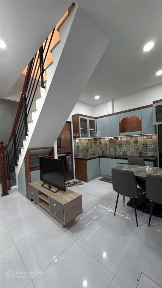 Hẻm xe hơi  nguyễn văn công, p. hạnh thông  nhà 2 tầng, nội thất mới  30m2 (5x6)  chỉ 4.9 tỷ
