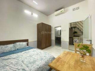 Chdv 53m2  4.7 x 10m  nở 7m  thuê 240tr/năm  giáp sân bay  lê văn sỹ  hoàng văn thụ