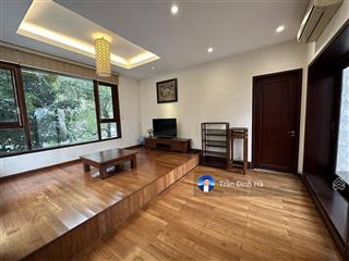Biệt thự vườn đào 4t, lô góc 3 mặt thoáng dt 217m2, mt 25m, 155 tỷ tây hồ.  0914 766 ***