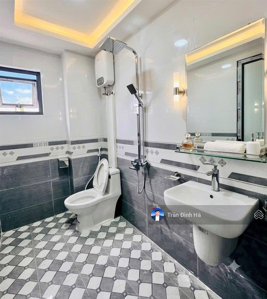 Nhà 5t tổ 14 yên nghĩa, lô góc, dt 35m2, mt 4.2m, ô tô kd giá 5.99 tỷ, hà đông