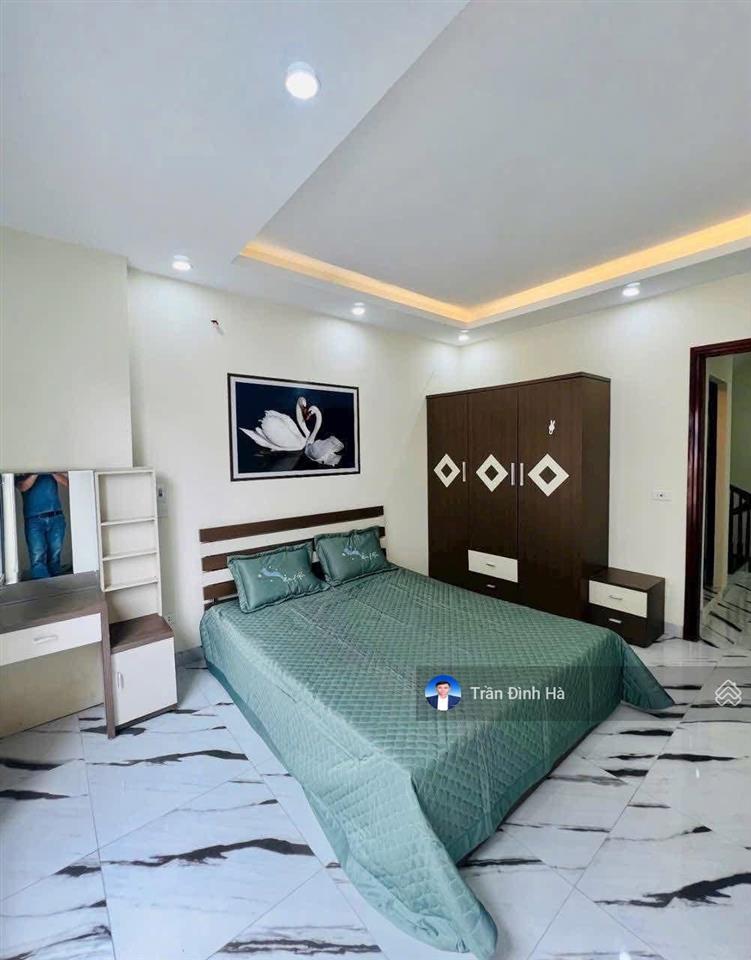 Nhà 5t tổ 14 yên nghĩa, lô góc, dt 35m2, mt 4.2m, ô tô kd giá 5.99 tỷ, hà đông