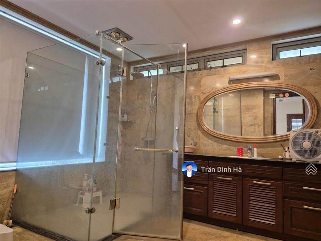 Biệt thự vườn đào 5t thang máy, dt 231m2, mt 15m, 2 mặt thoáng, 145 tỷ tây hồ
