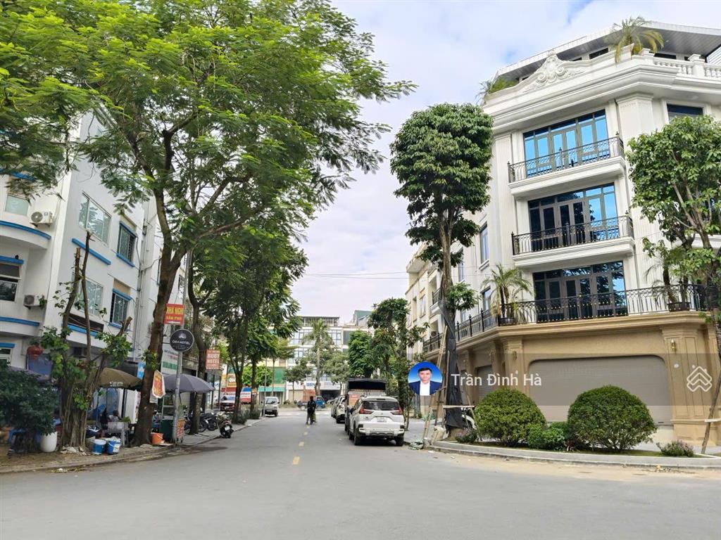 Nhà 4t xây thô tt9 đtm văn phú, dt 94m2, mt 4.7m, 23 tỷ hà đông