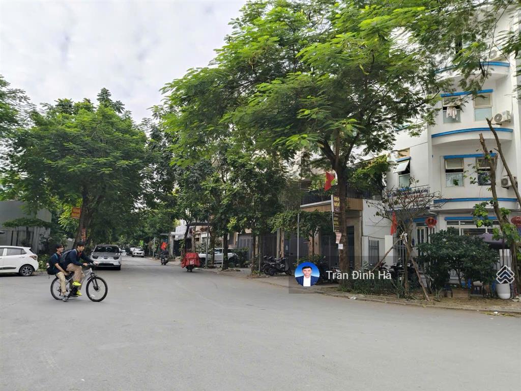 Nhà 4t xây thô tt9 đtm văn phú, dt 94m2, mt 4.7m, 23 tỷ hà đông