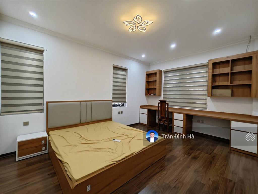 Biệt thự 5 tầng thang máy đtm văn phú, dt 200m2, mt 10m, 59 tỷ hà đông.  0914 766 ***