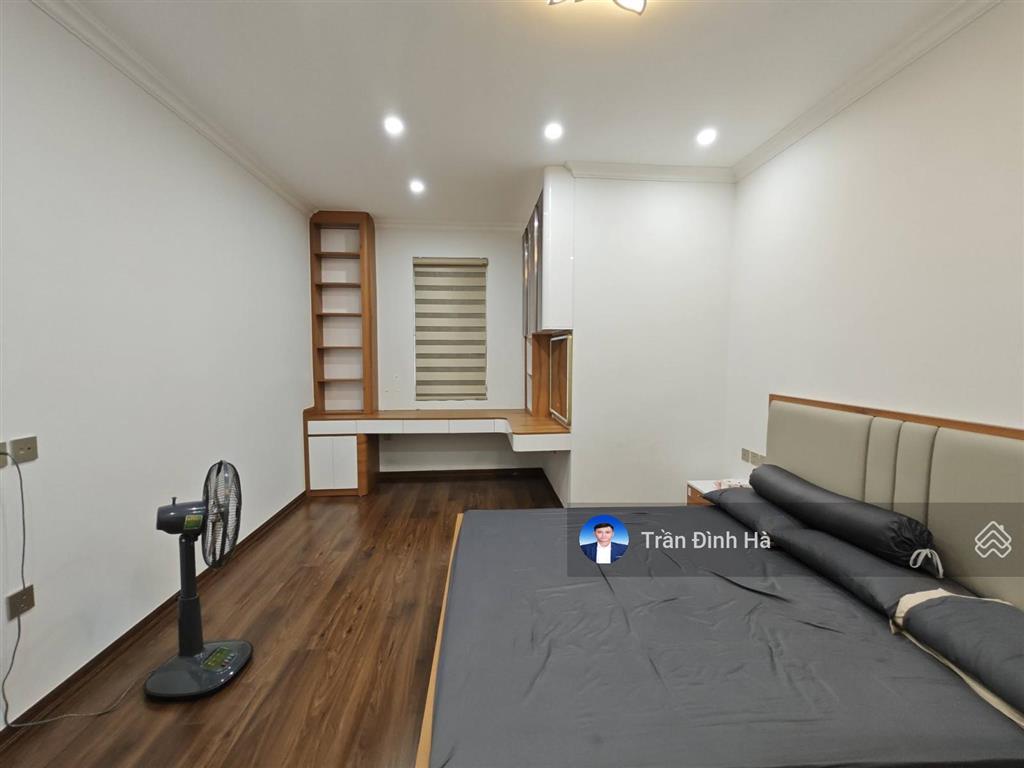 Biệt thự 5 tầng thang máy đtm văn phú, dt 200m2, mt 10m, 59 tỷ hà đông.  0914 766 ***