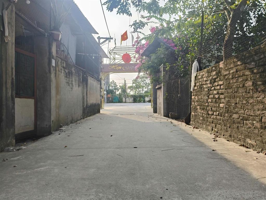 Đất thổ cư cao mật hạ, bình minh, dt 100m2, mt 5m, 5 tỷ thanh oai