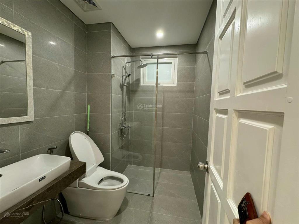 Bán chung cư ciputra 150m2 view hồ tây nội thất mới cao cấp