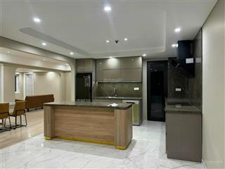 Bán chung cư ciputra 150m2 view hồ tây nội thất mới cao cấp