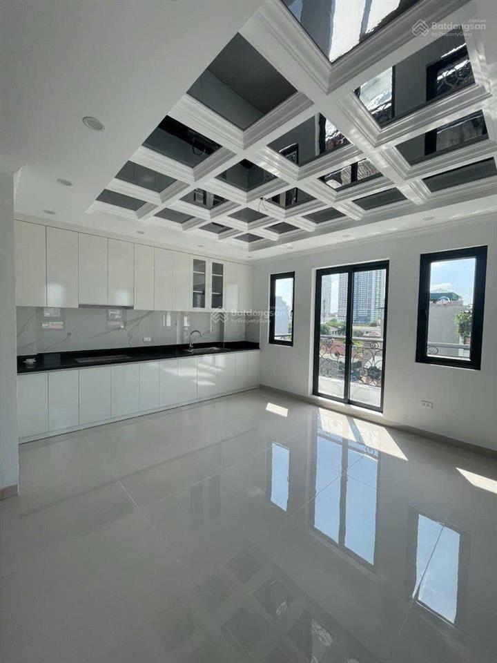 Nhà mới phú thượng hà nội lô góc ngõ ô tô thông thang máy nhập giá yêu thương