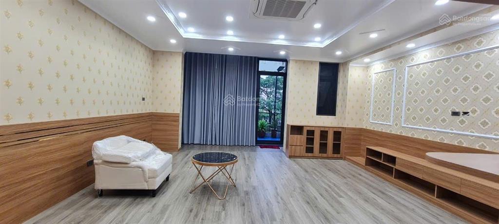 Bán liền kề packexim phú thượng thang máy nhập giá hơn 30 tỷ