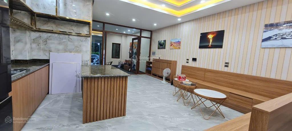 Bán liền kề packexim phú thượng thang máy nhập giá hơn 30 tỷ