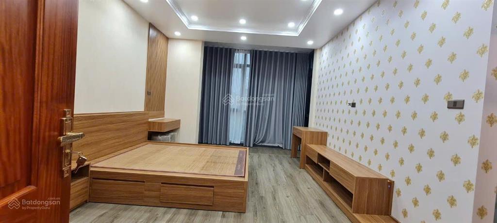 Bán liền kề packexim phú thượng thang máy nhập giá hơn 30 tỷ
