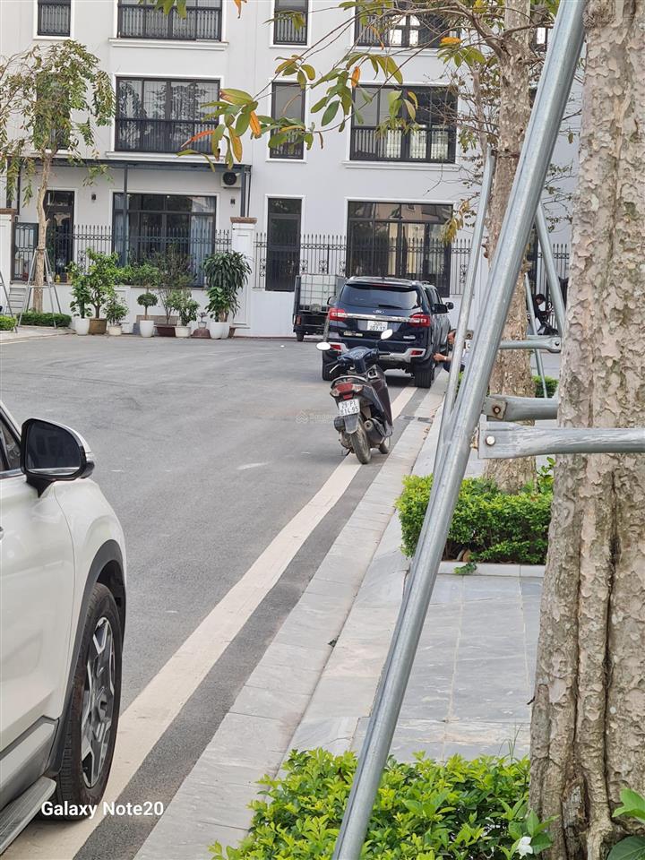 Bán biệt thự ciputra 140m2 mặt tiền 7m 3 nổi 1 hầm giá chỉ 60 tỷ bao sổ
