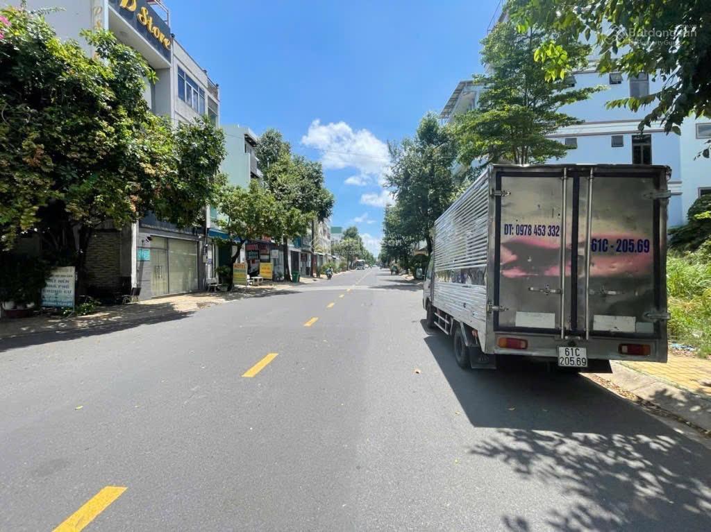 Mt kinh doanh 1/ lê văn việt 116m²  7,9 tỷ