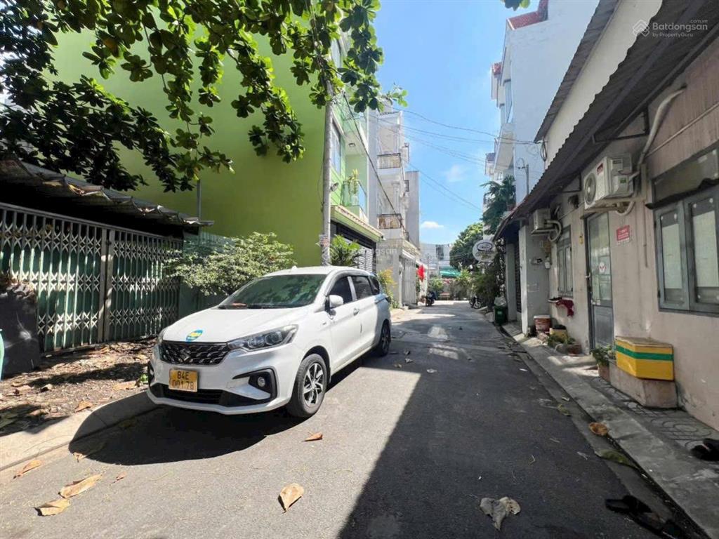 Nhà 3 tầng 68m đỗ xuân hợp  6.3 tỷ
