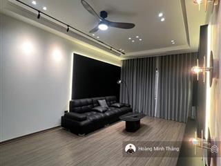 Nhà phân lô long biên, 45m2, 6 tầng, thang máy, ô tô tránh, ở + kinh doanh, 12 tỷ